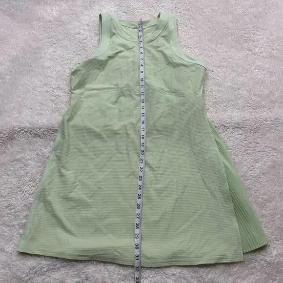 Lululemon Womens Tiered Pleats Tennis Dress Kohlrabi Green Sz 8 Preppy Clean - Picture 3 of 6